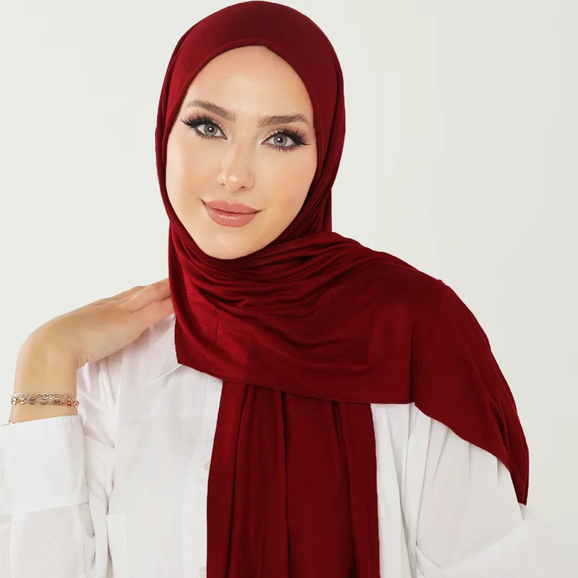 Luxury Hijab – Soft Breathable Everyday Scarf