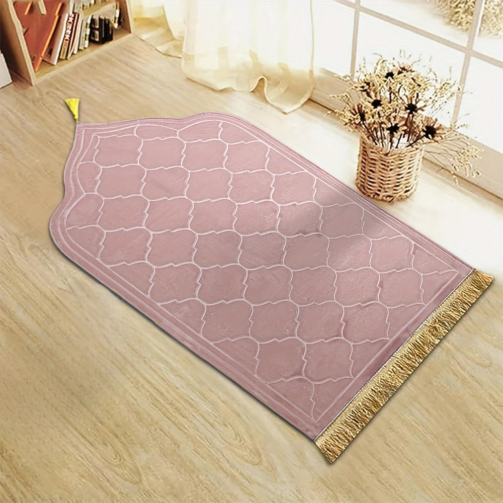 Minimalist Islamic Prayer Mat – Soft & Lightweight